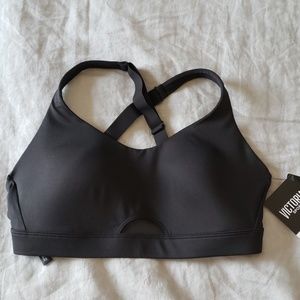 Victoria's Secret sports bra, L NWT